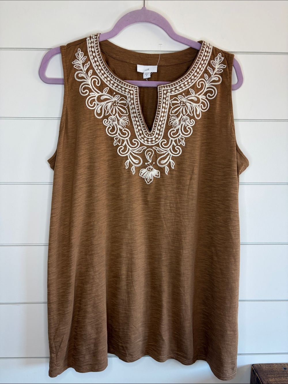 J. Jill Brown Sleeveless Tank with Embroidered V-Neck NEW Size Medium